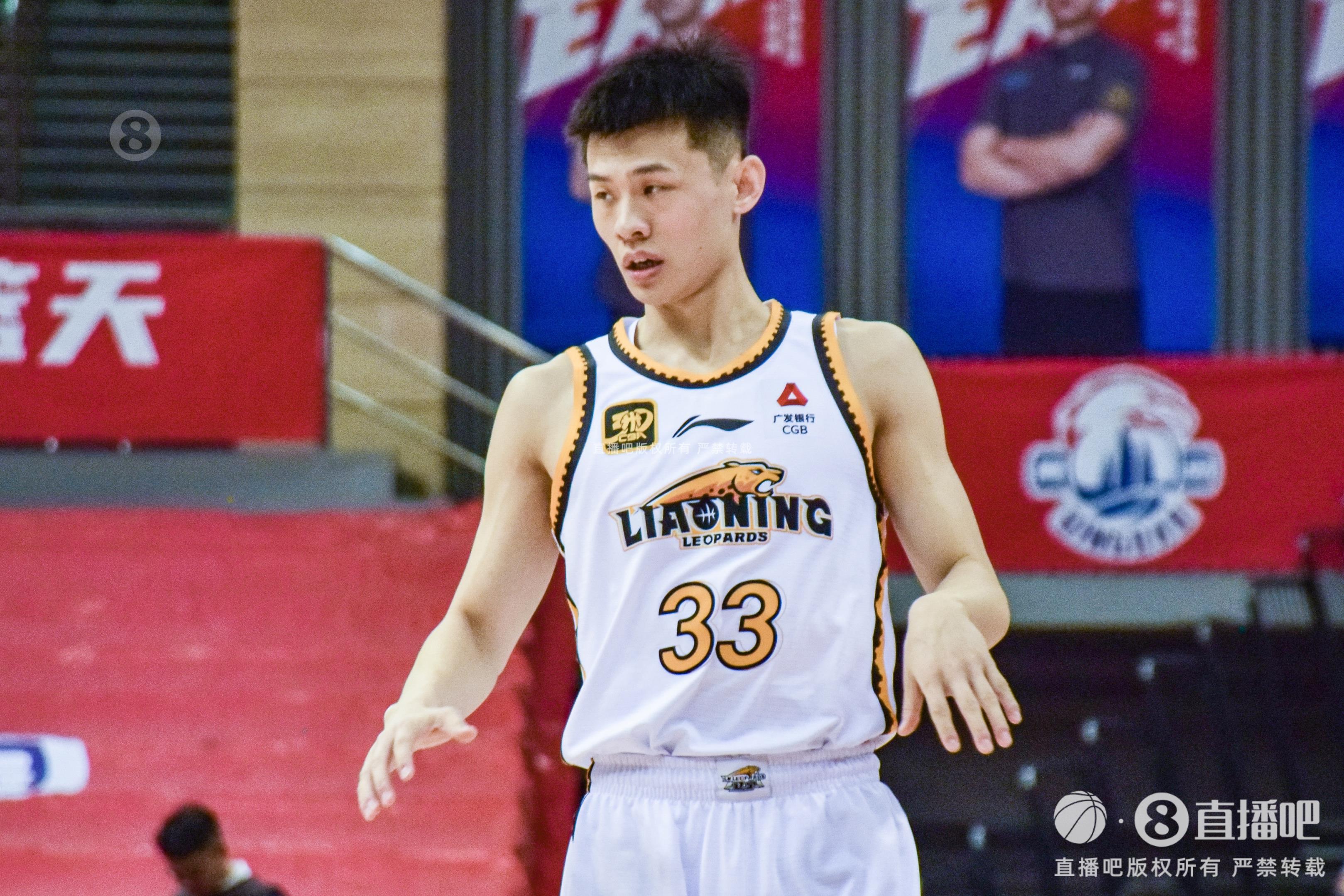 盡力了！王嵐嵚末節(jié)2記三分 全場18分鐘4中3拿到10分